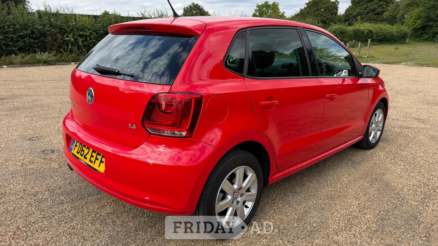 Volkswagen Polo 2012 - Cars