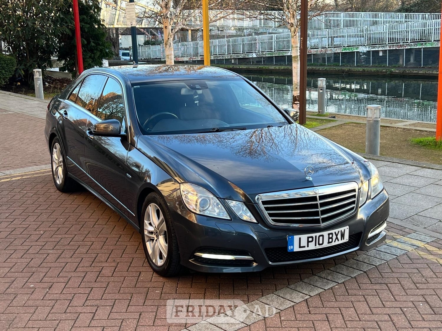 [ berth ]Mercedes-Benz E Class