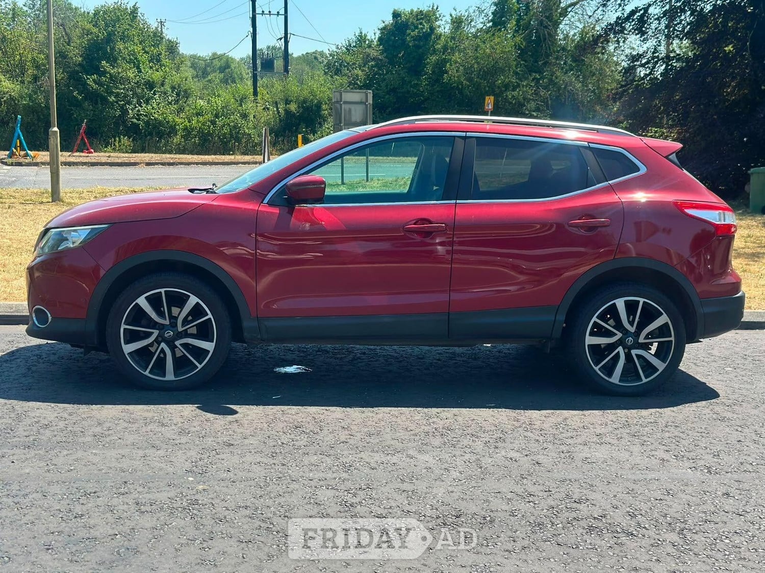 Nissan Qashqai 2015 - Cars