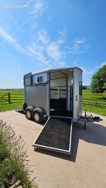 Ifor Williams HB506   Horse Trailer