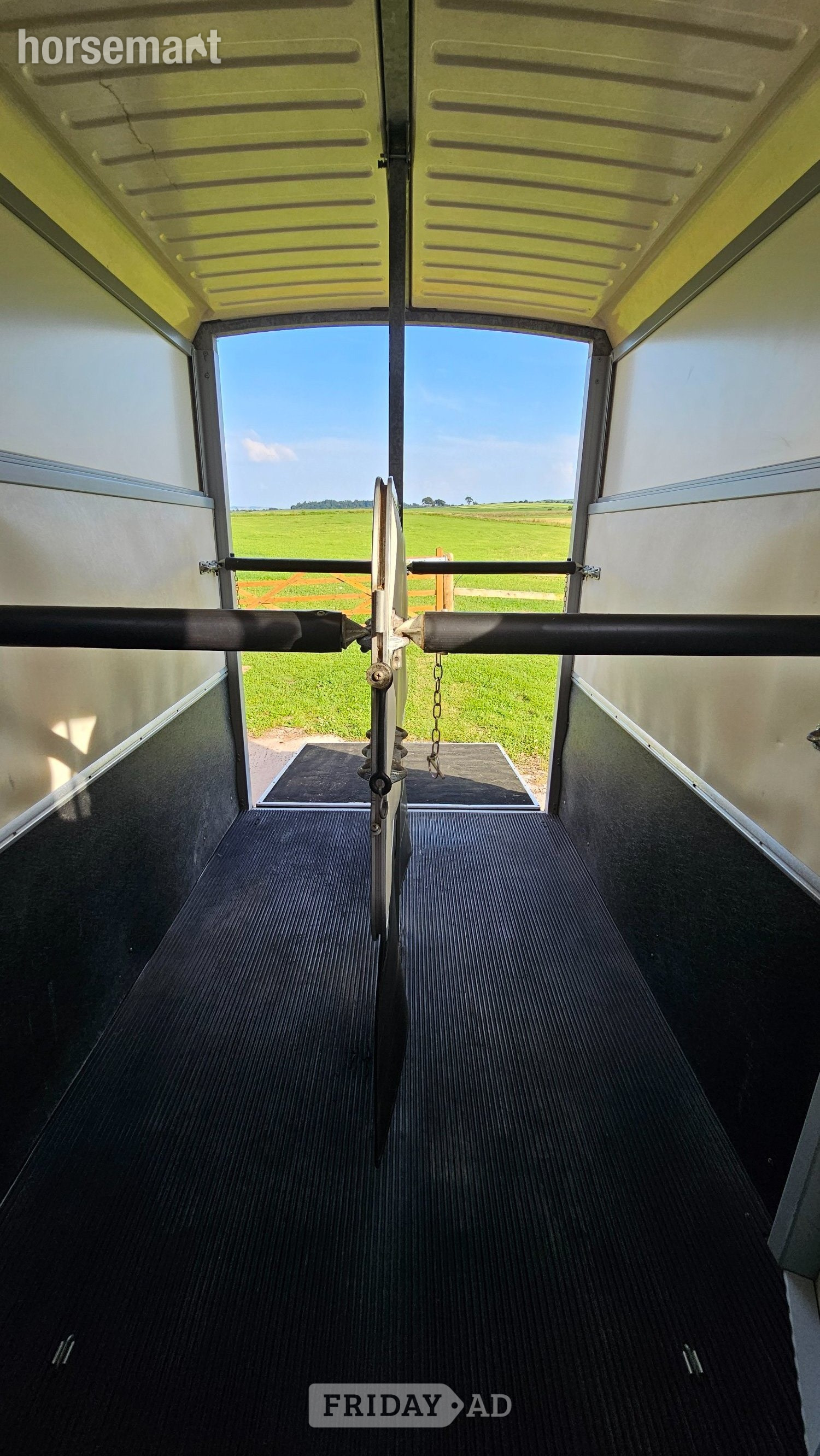 [ berth ]Ifor Williams HB506 
