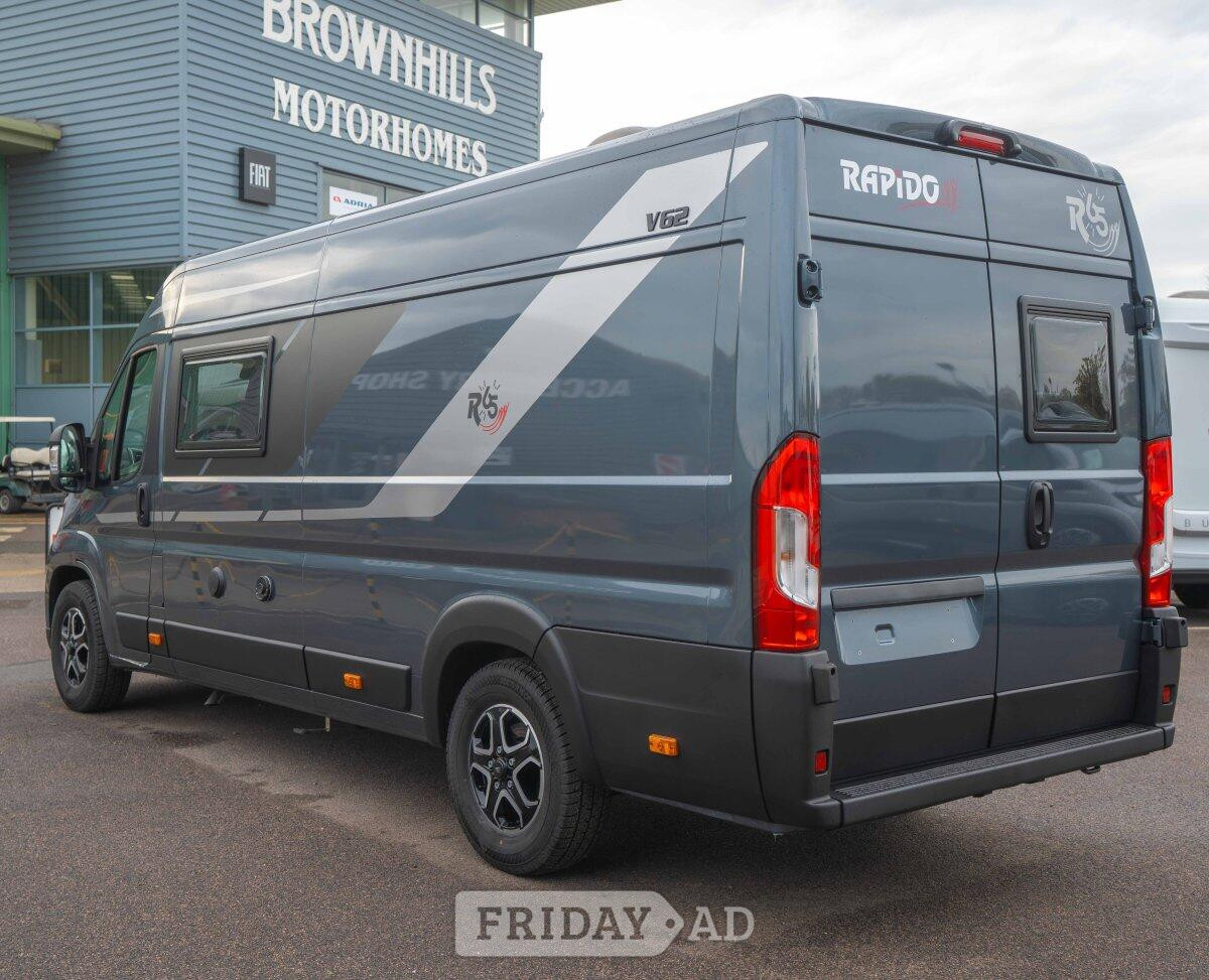 [3 berth ]Rapido Van Series V62