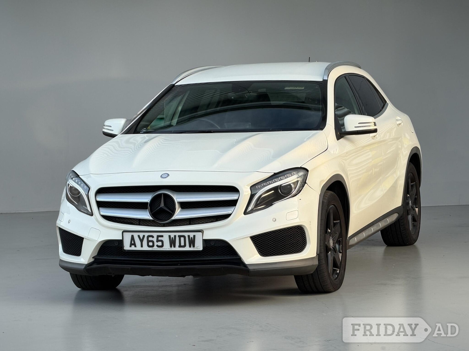 [ berth ]Mercedes-Benz GLA