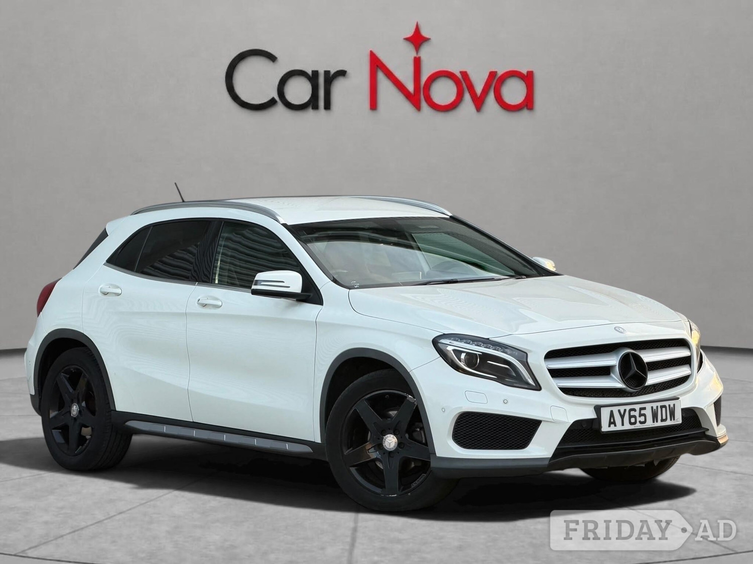Mercedes-Benz GLA 2015 in Staines
