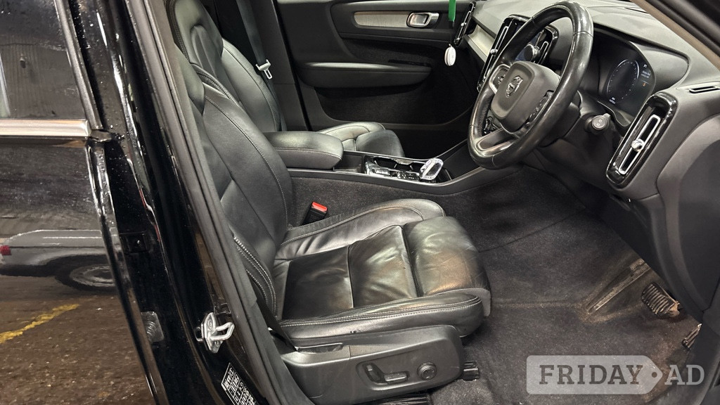 [ berth ]Volvo XC40