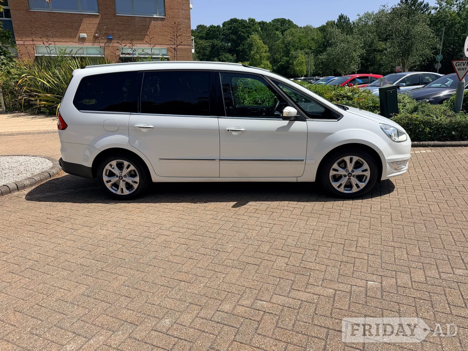 [ berth ]Ford Galaxy