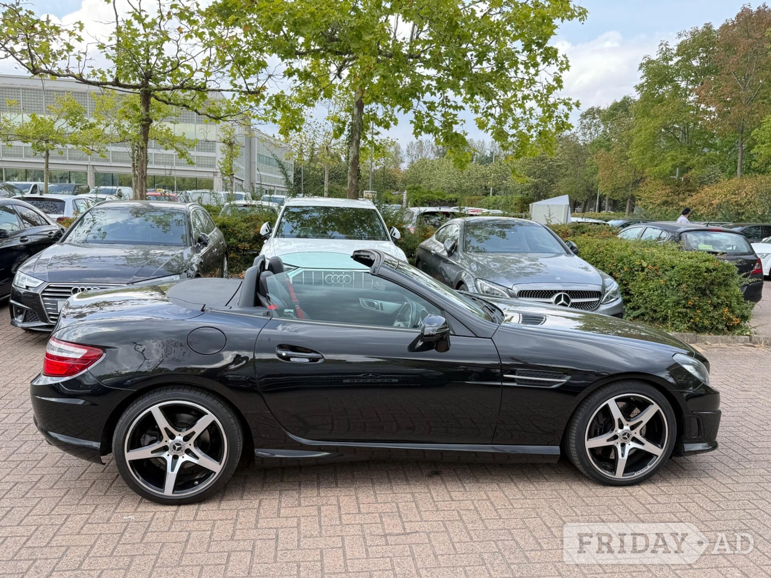 [ berth ]Mercedes-Benz SLK