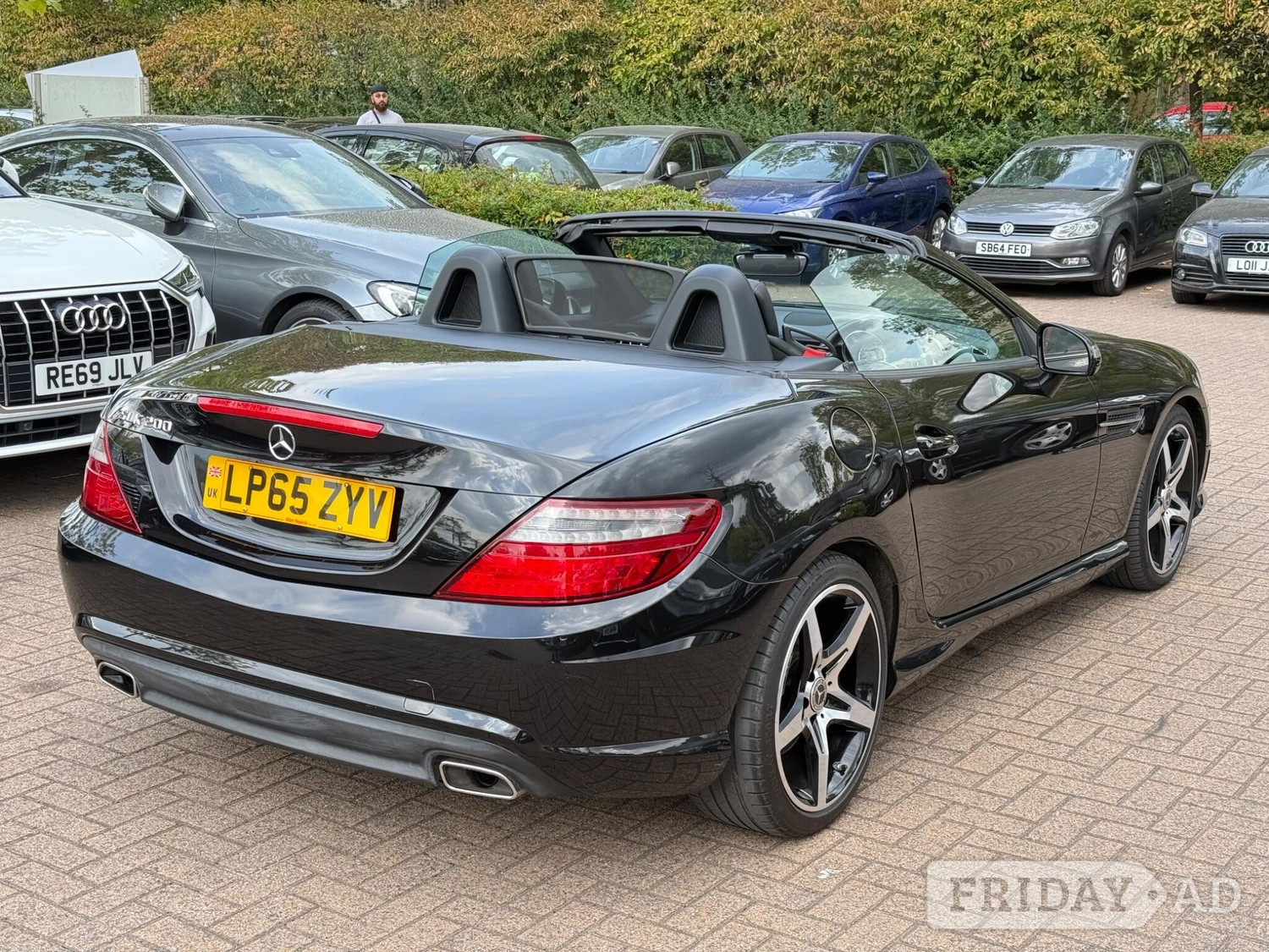 Mercedes-Benz SLK 2016 - Cars in Uxbridge