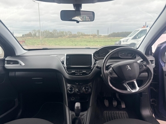 Peugeot 208 2016