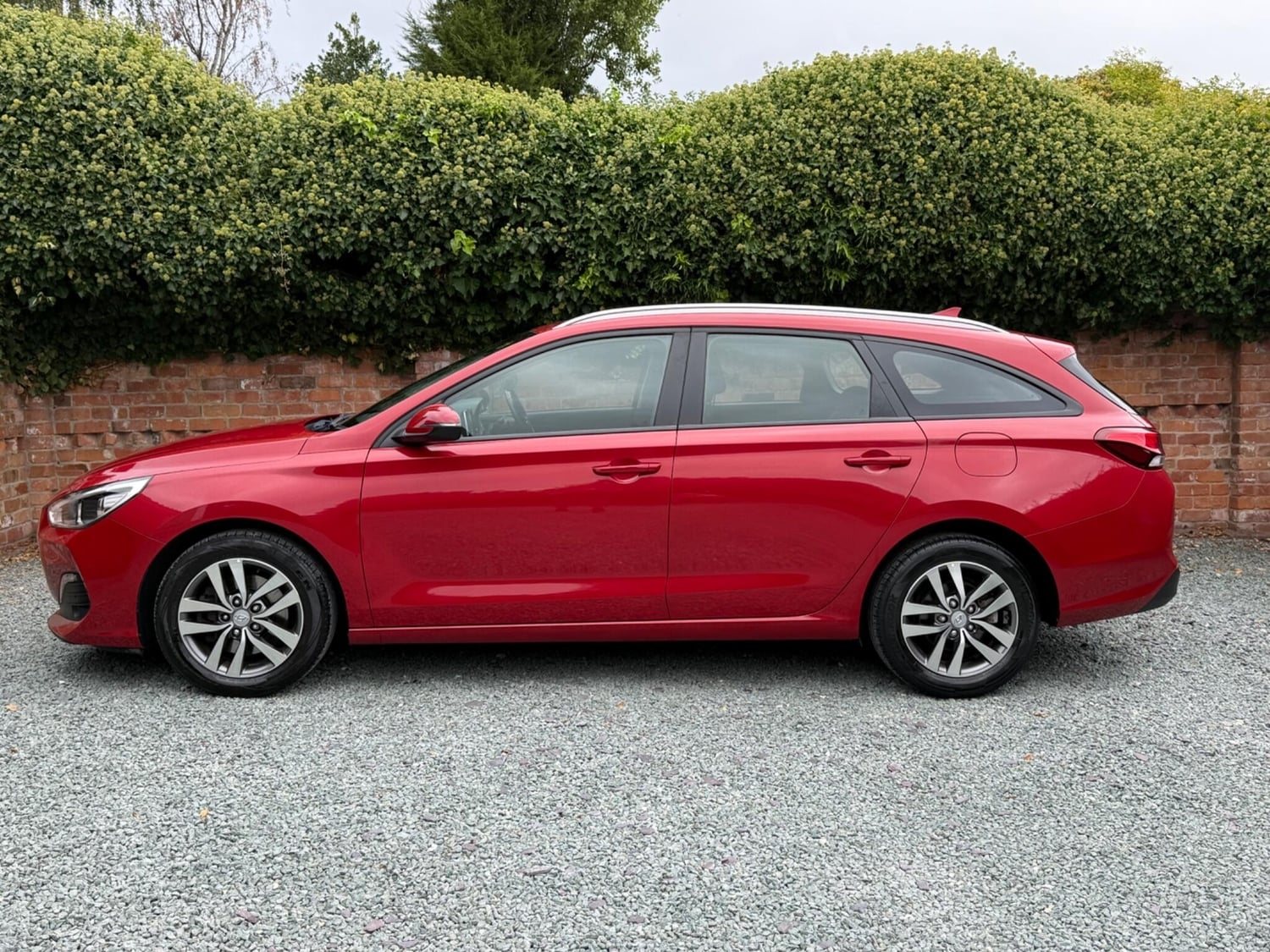 Hyundai i30 2020 - Cars in Newark