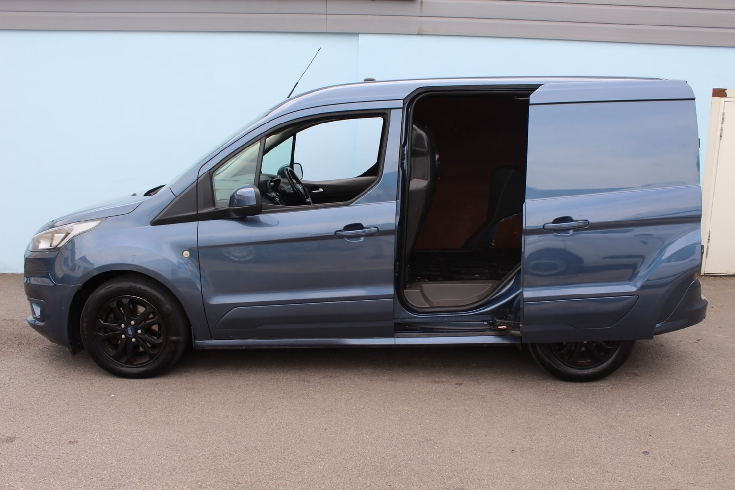 Ford Transit Connect 2020 - Vans & Commercial Vehicles in Southampton