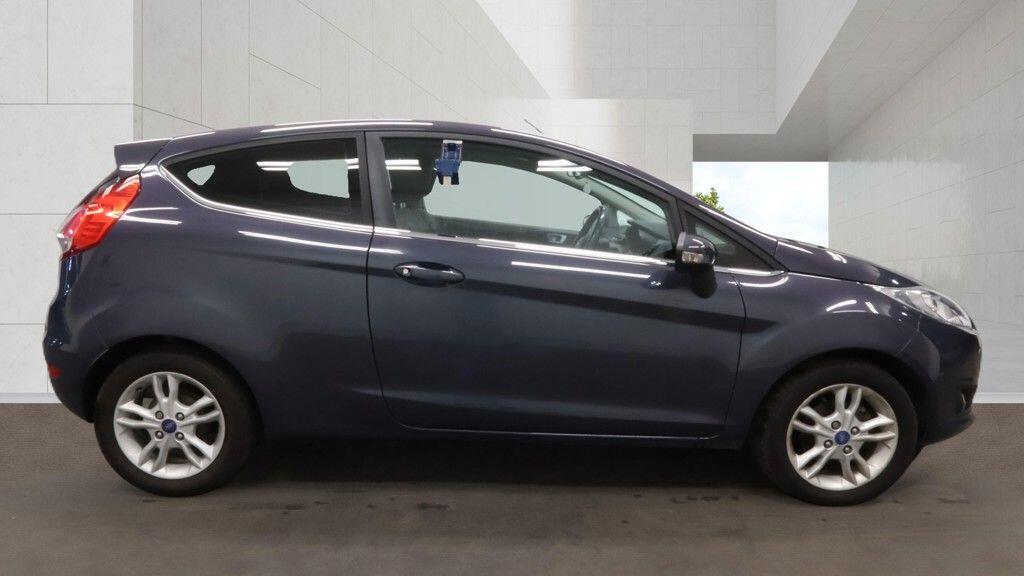 Ford Fiesta 2014 - Cars