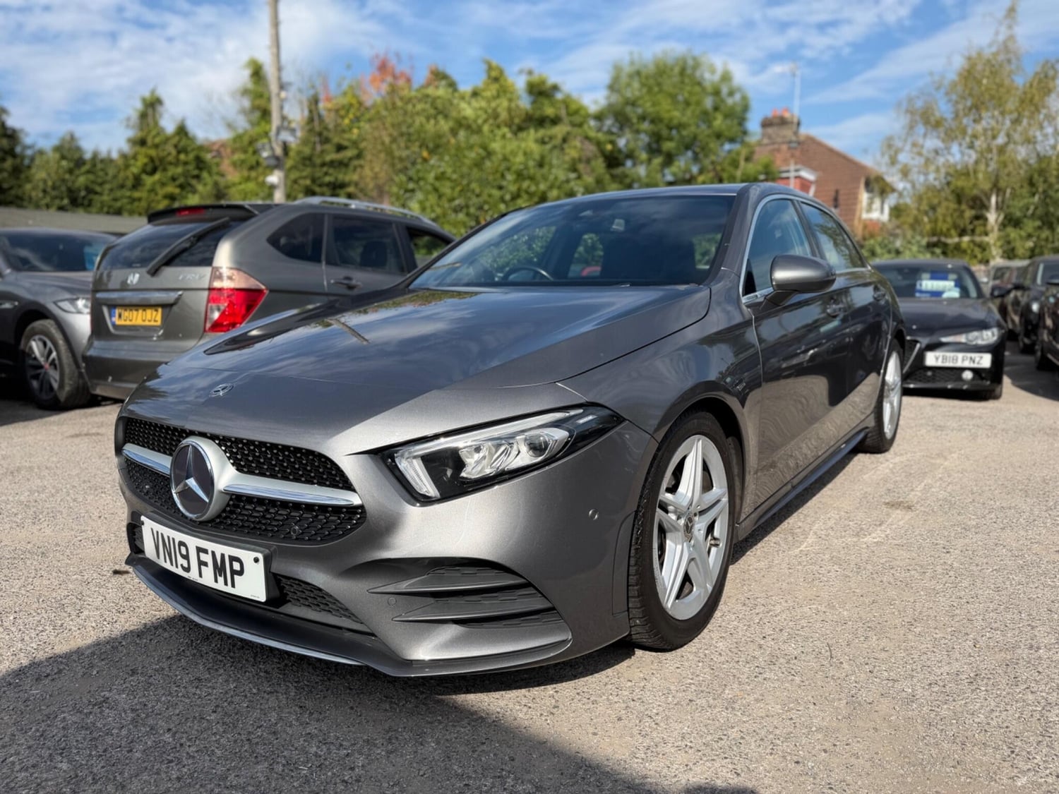 [ berth ]Mercedes-Benz A Class
