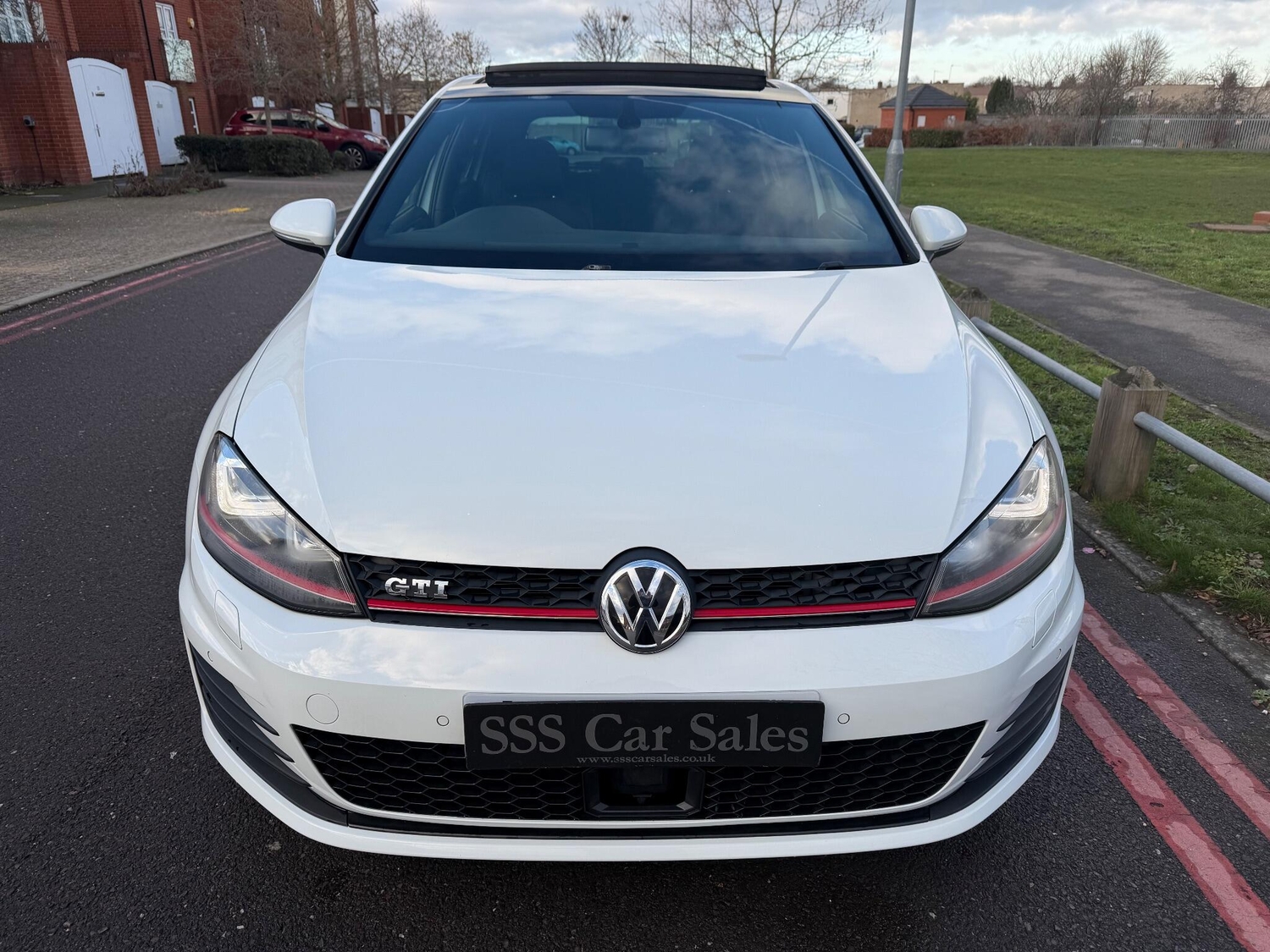 [ berth ]Volkswagen Golf