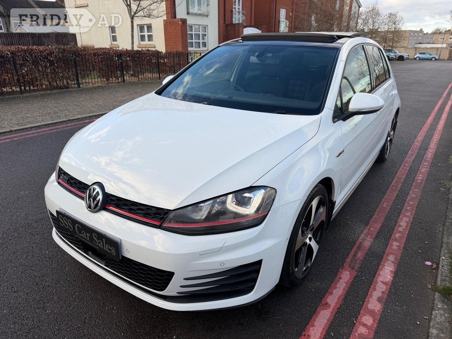 Volkswagen Golf 2016 - Cars in Wandsworth