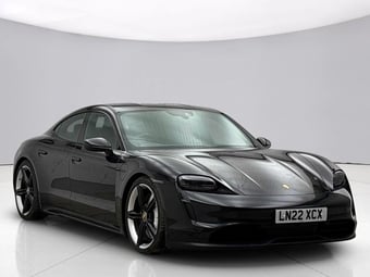 Porsche Taycan 2022