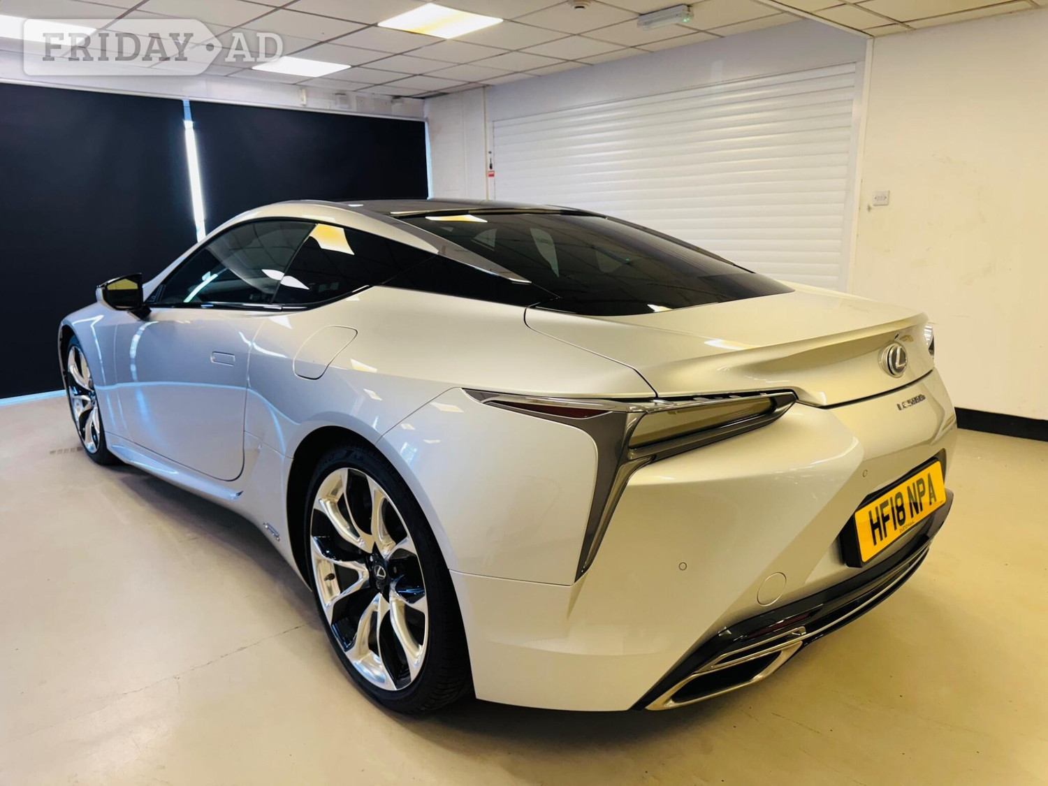 [ berth ]Lexus LC
