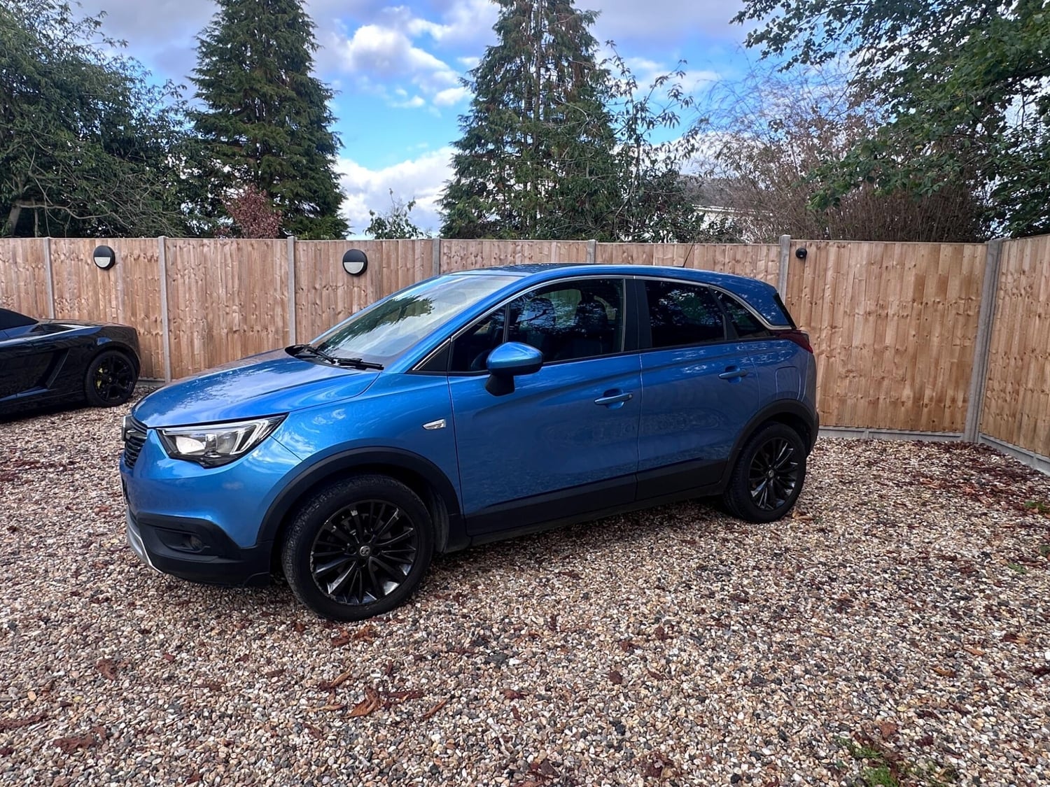 [ berth ]Vauxhall Crossland X