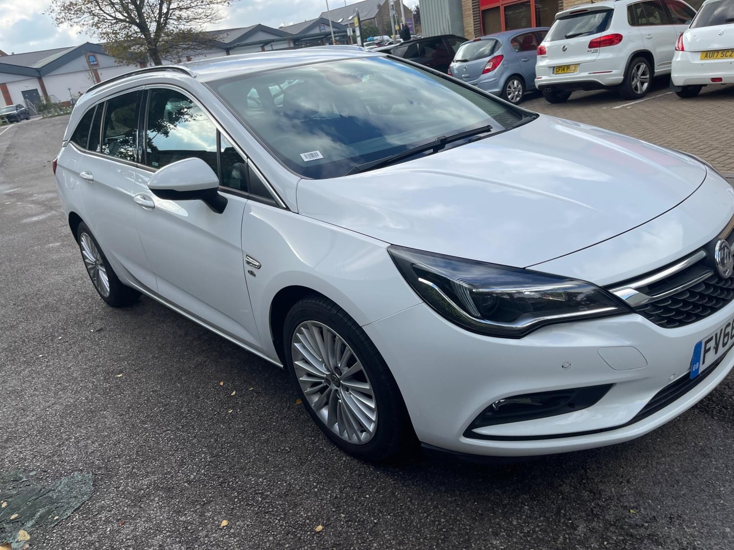 Vauxhall Astra 2017 - Cars