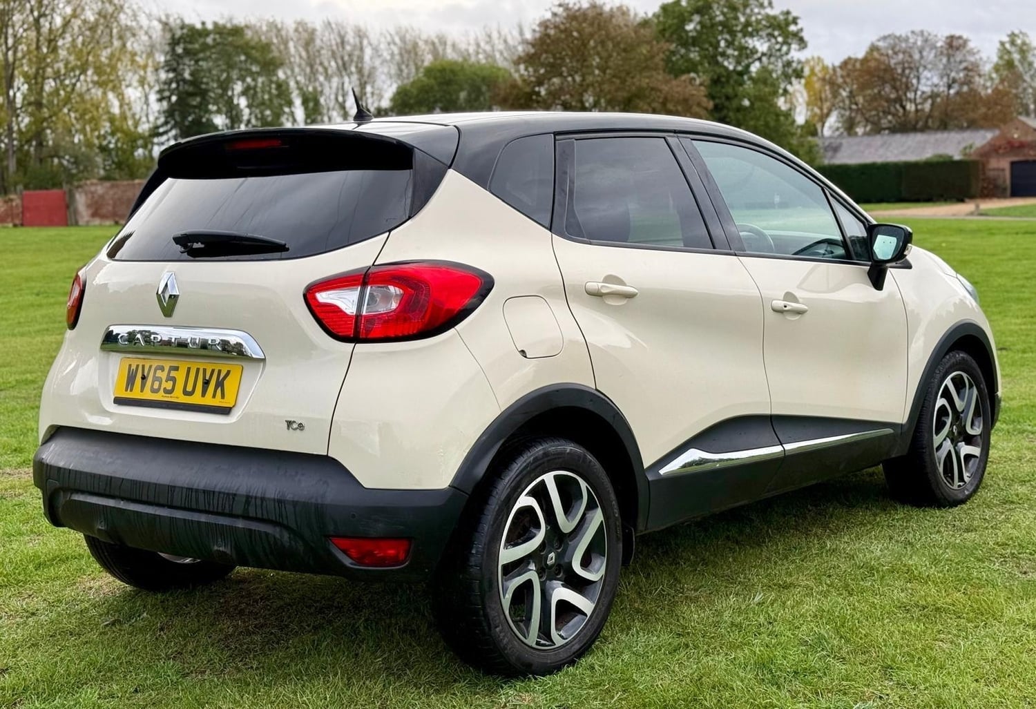 Renault Captur 2015 - Cars