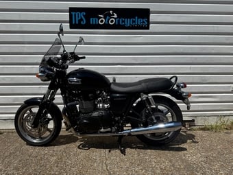 Triumph Bonneville 2015