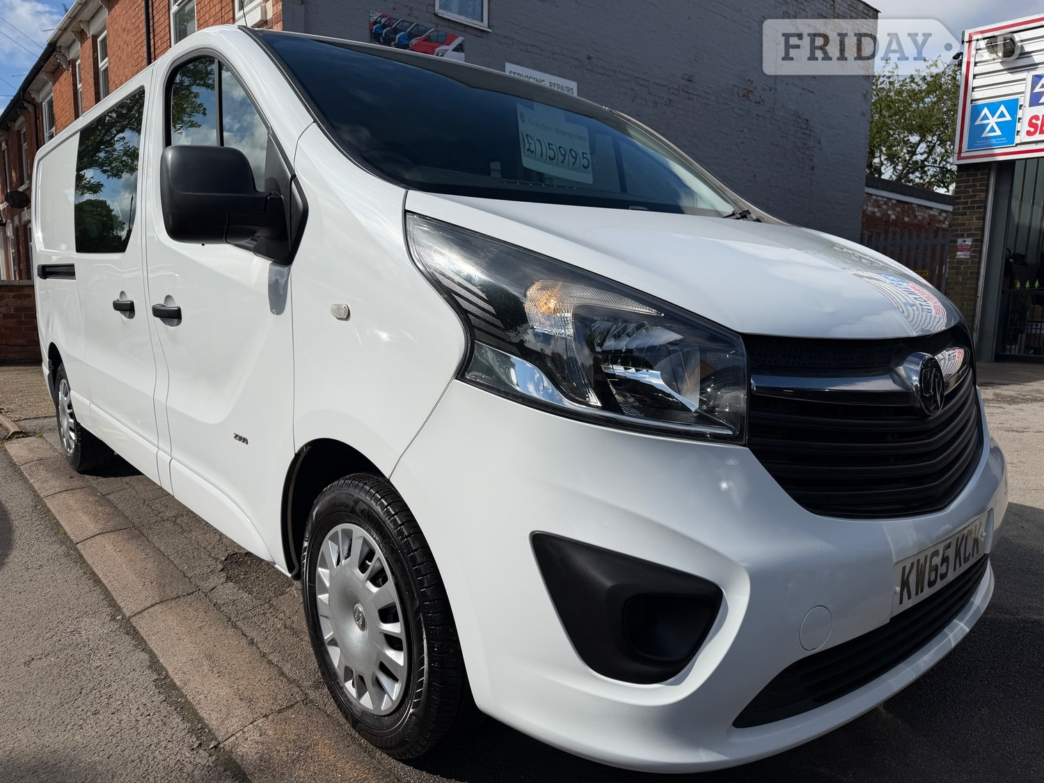 Vauxhall Vivaro 2015 - Vans & Commercial Vehicles in Kettering