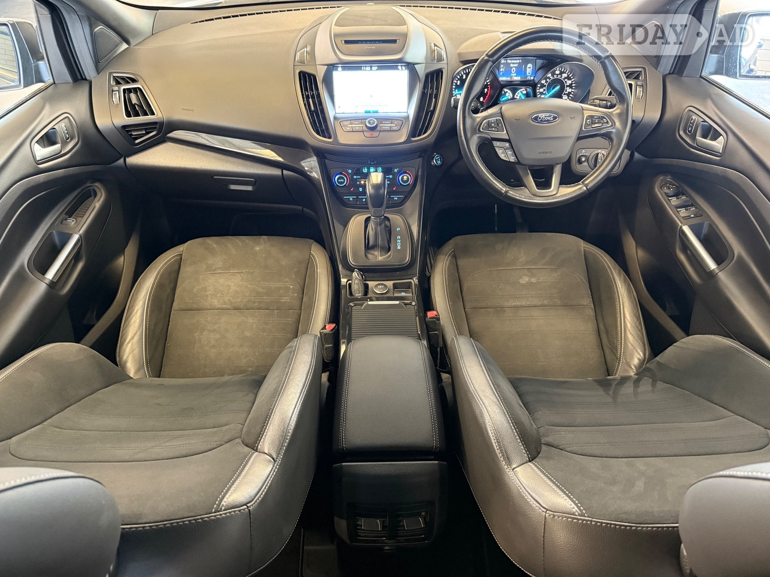 [ berth ]Ford Kuga