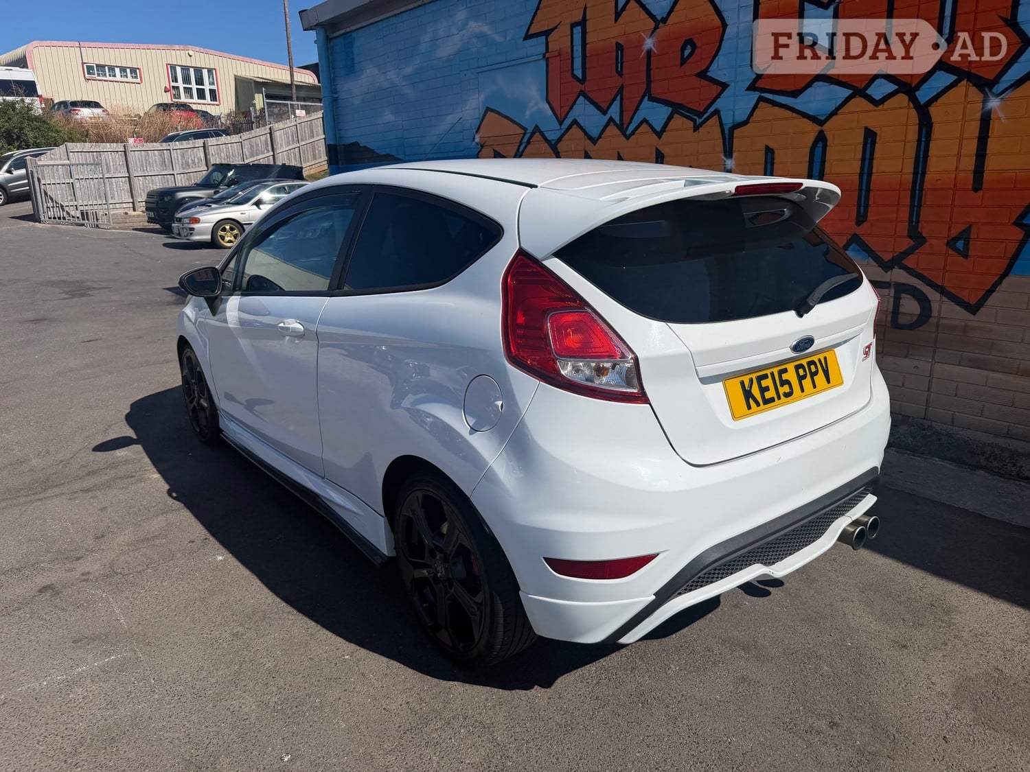[ berth ]Ford Fiesta