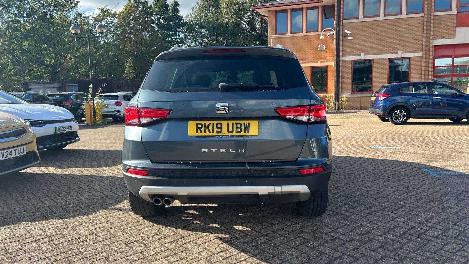 [ berth ]SEAT Ateca