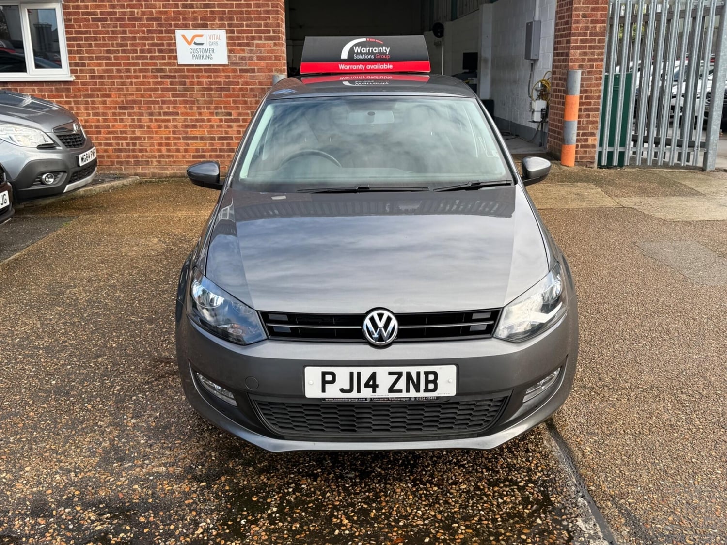 Volkswagen Polo 2014 - Cars in Tonbridge
