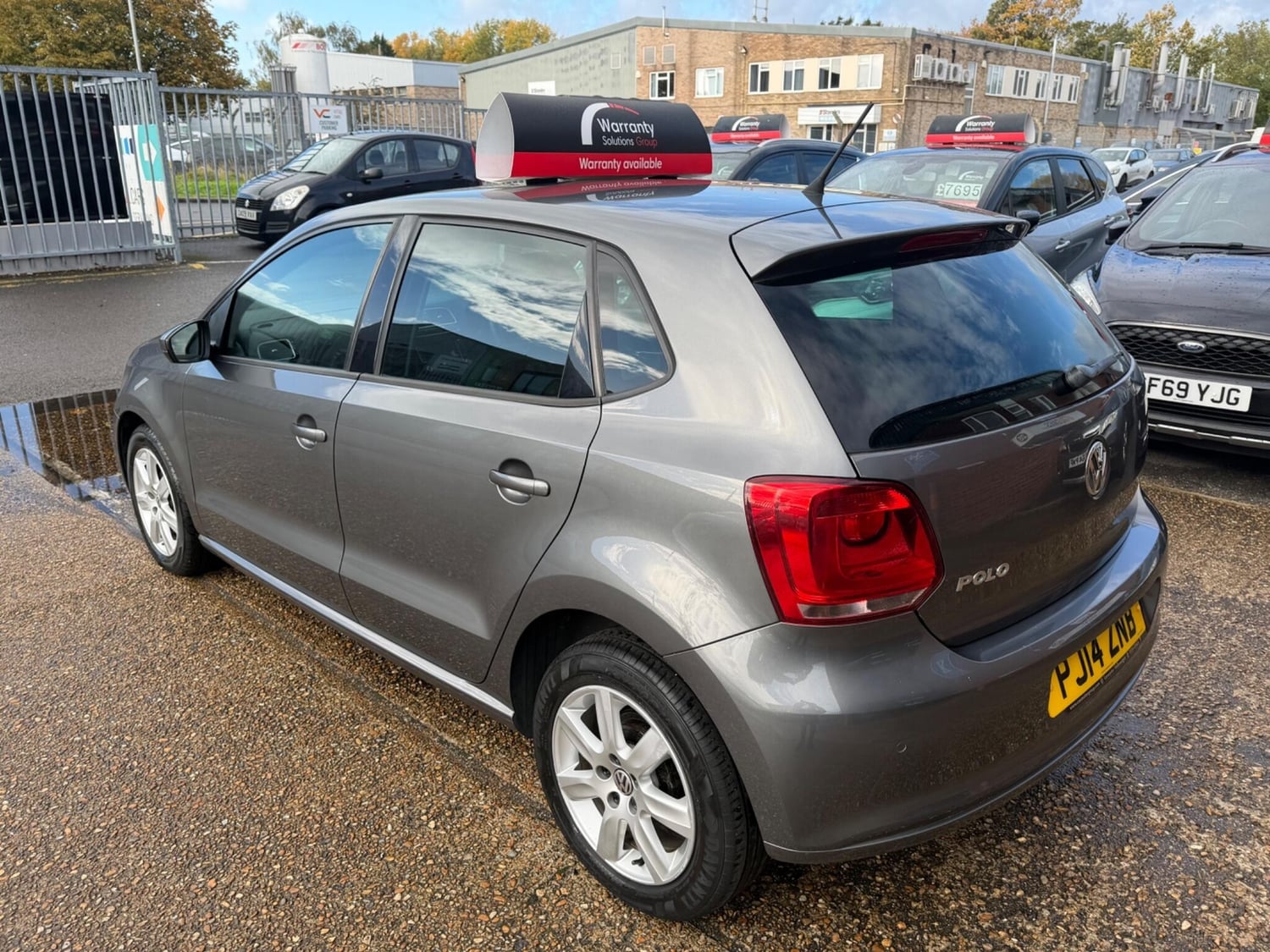 Volkswagen Polo 2014 - Cars