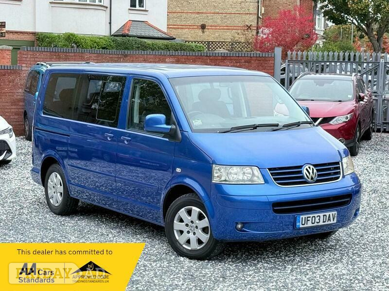 Volkswagen Caravelle 2005 in Bedford