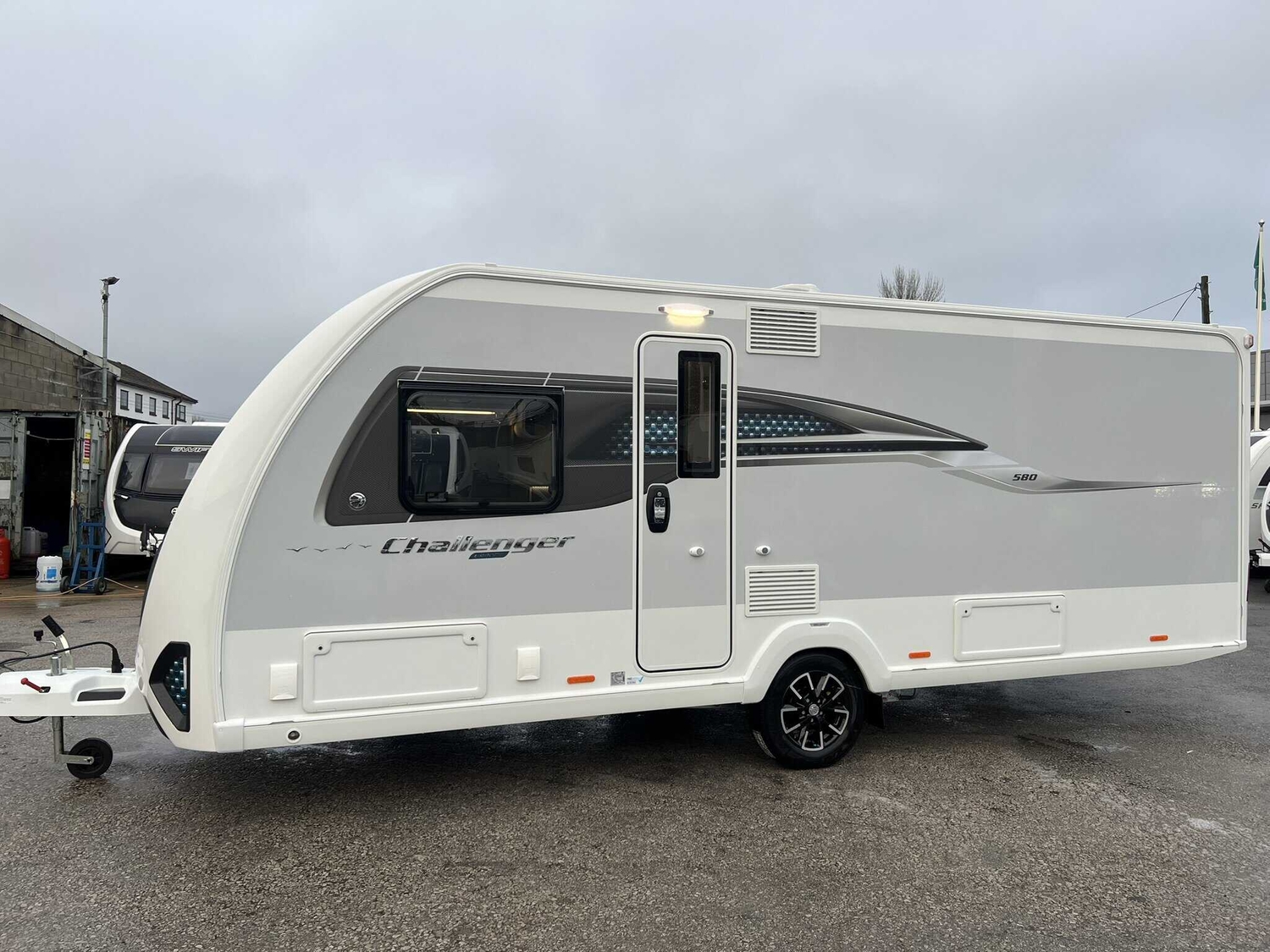 [ berth ]Swift Challenger Grande 580