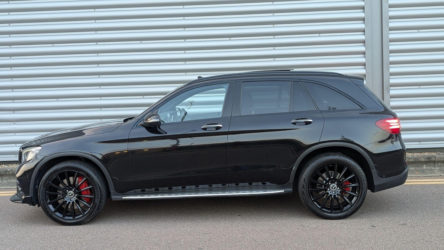 Mercedes-Benz GLC 2018 - Cars in St. Albans