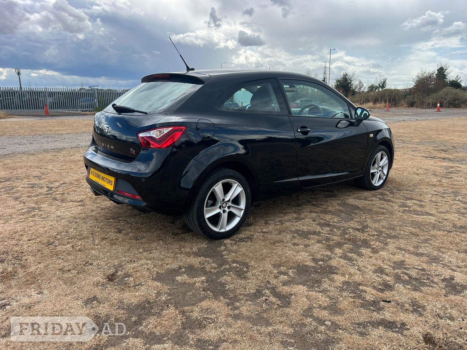 SEAT Ibiza 2017 - Cars in Havering