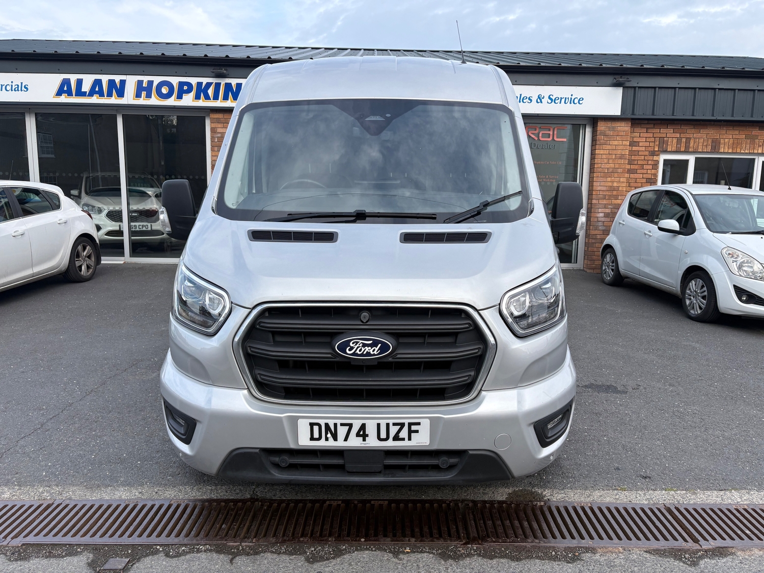 Ford Transit Llanon