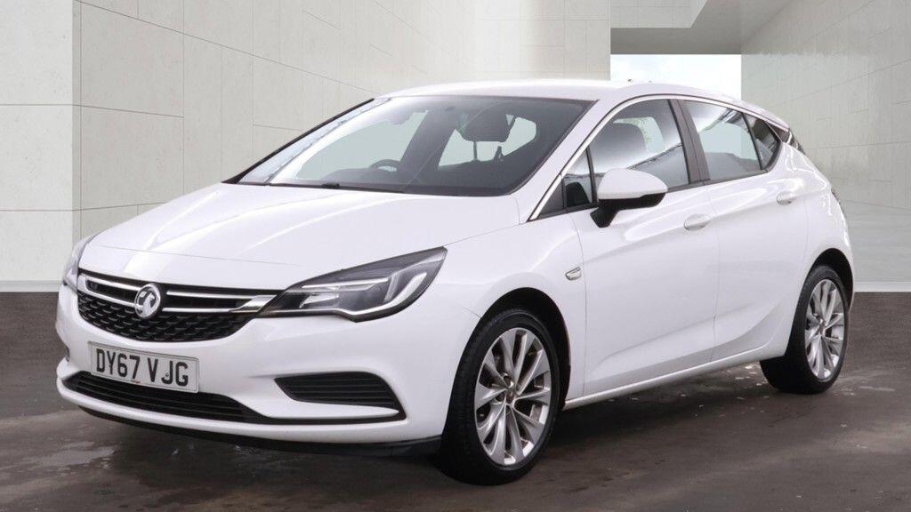 Vauxhall Astra 2017 - Cars in Winchester