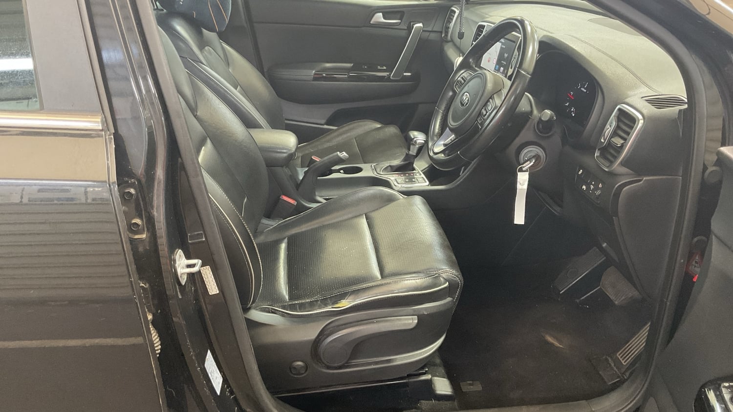 [ berth ]Kia Sportage