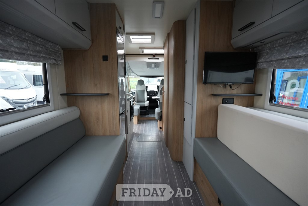 [4 berth ]Roller Team Pegaso 745