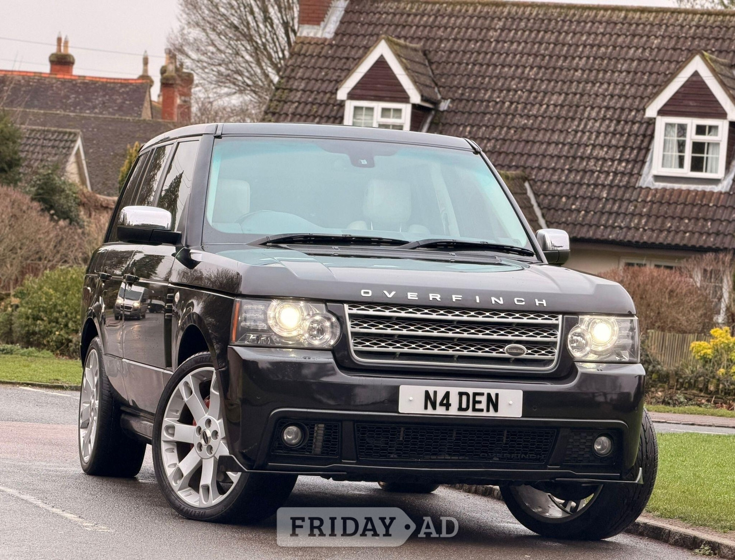 Land Rover Range Rover 2011 in Bedford