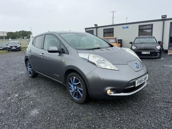 Nissan LEAF 2015