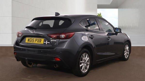 Mazda 3 2015 in Hillingdon