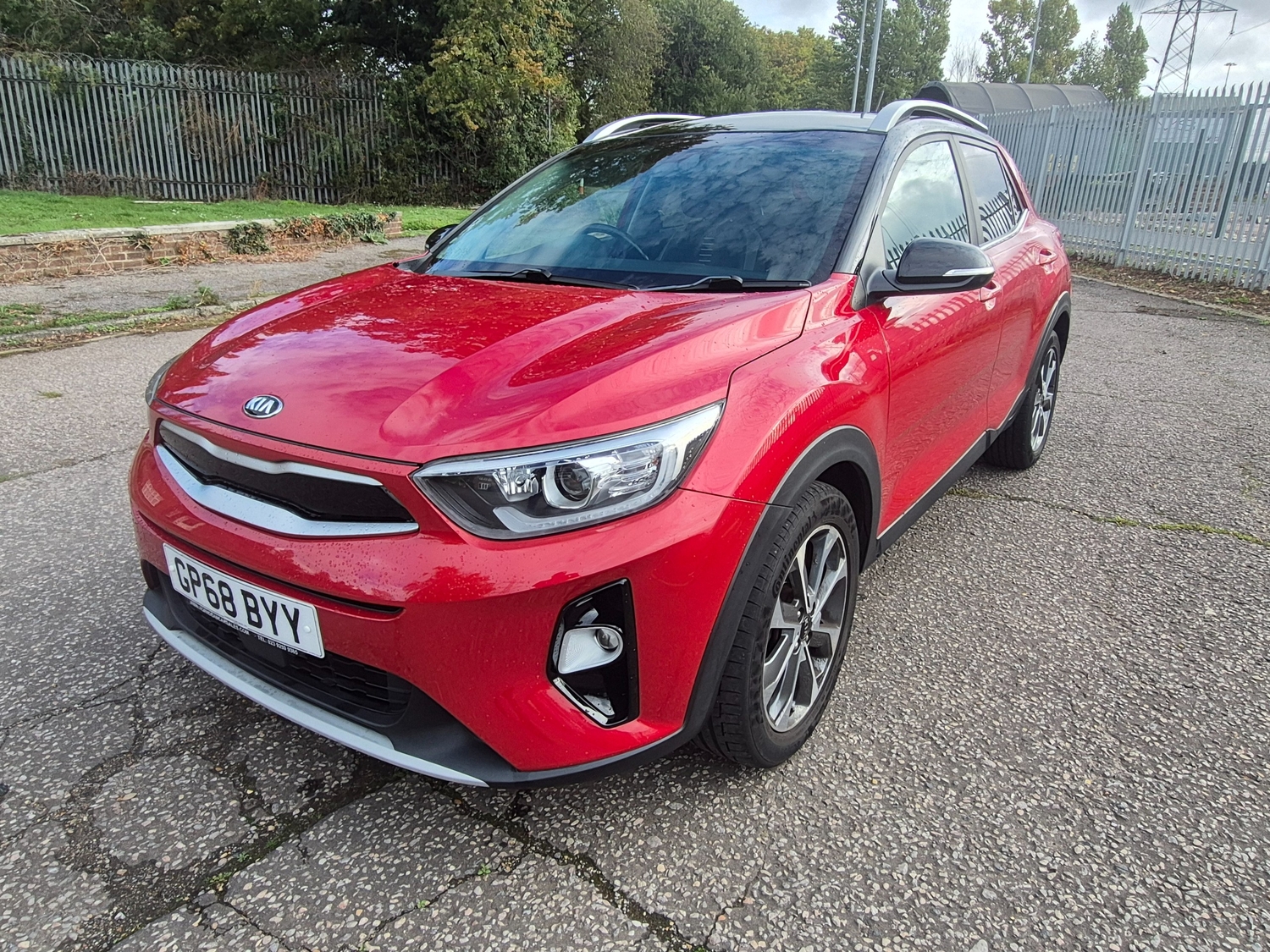 [ berth ]Kia Stonic
