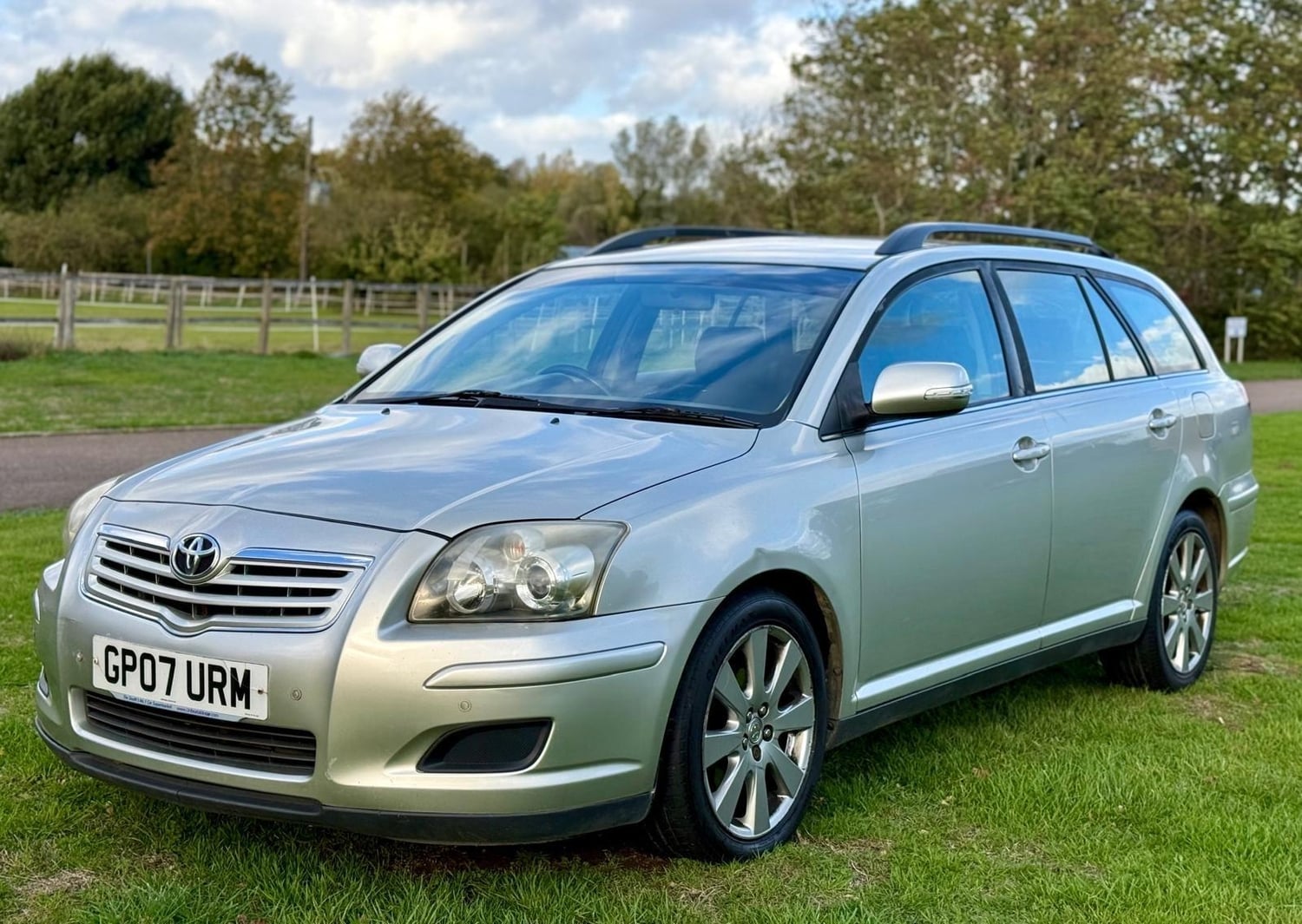Toyota Avensis Bedford