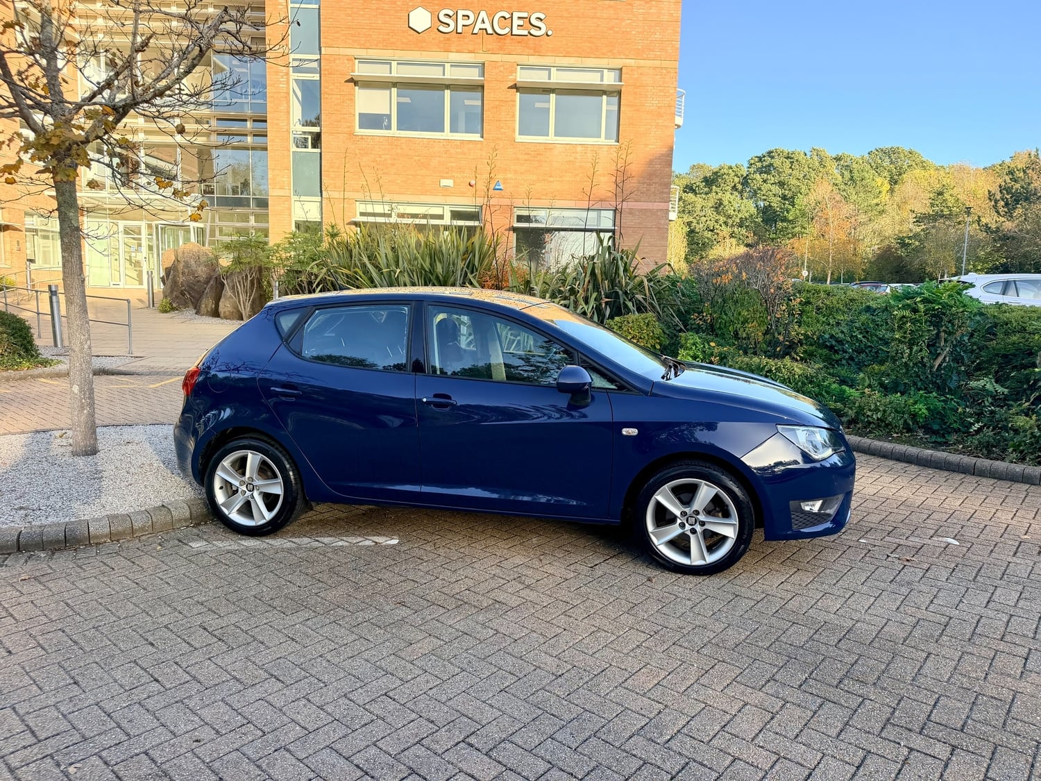 [ berth ]SEAT Ibiza