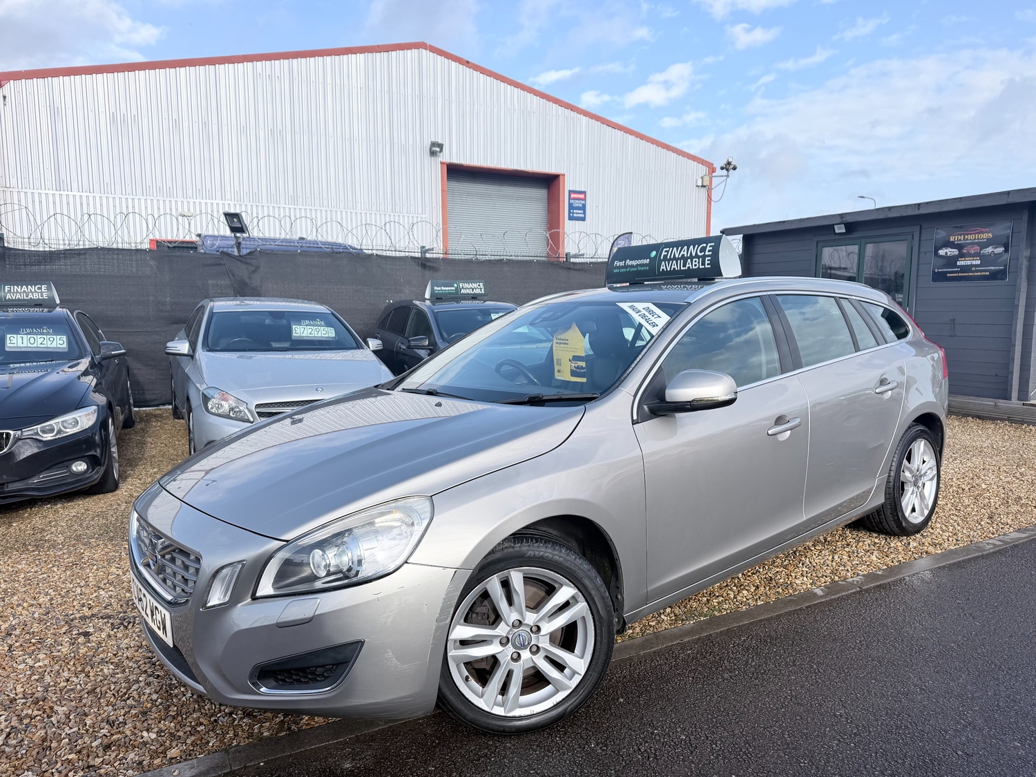 [ berth ]Volvo V60