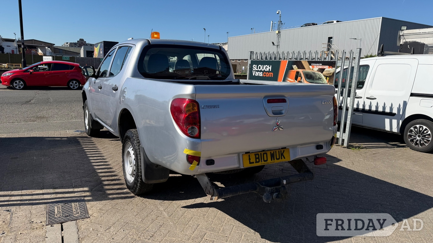 [ berth ]Mitsubishi L200