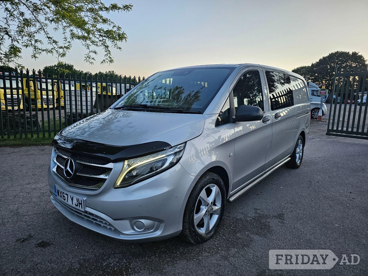 [ berth ]Mercedes-Benz Vito