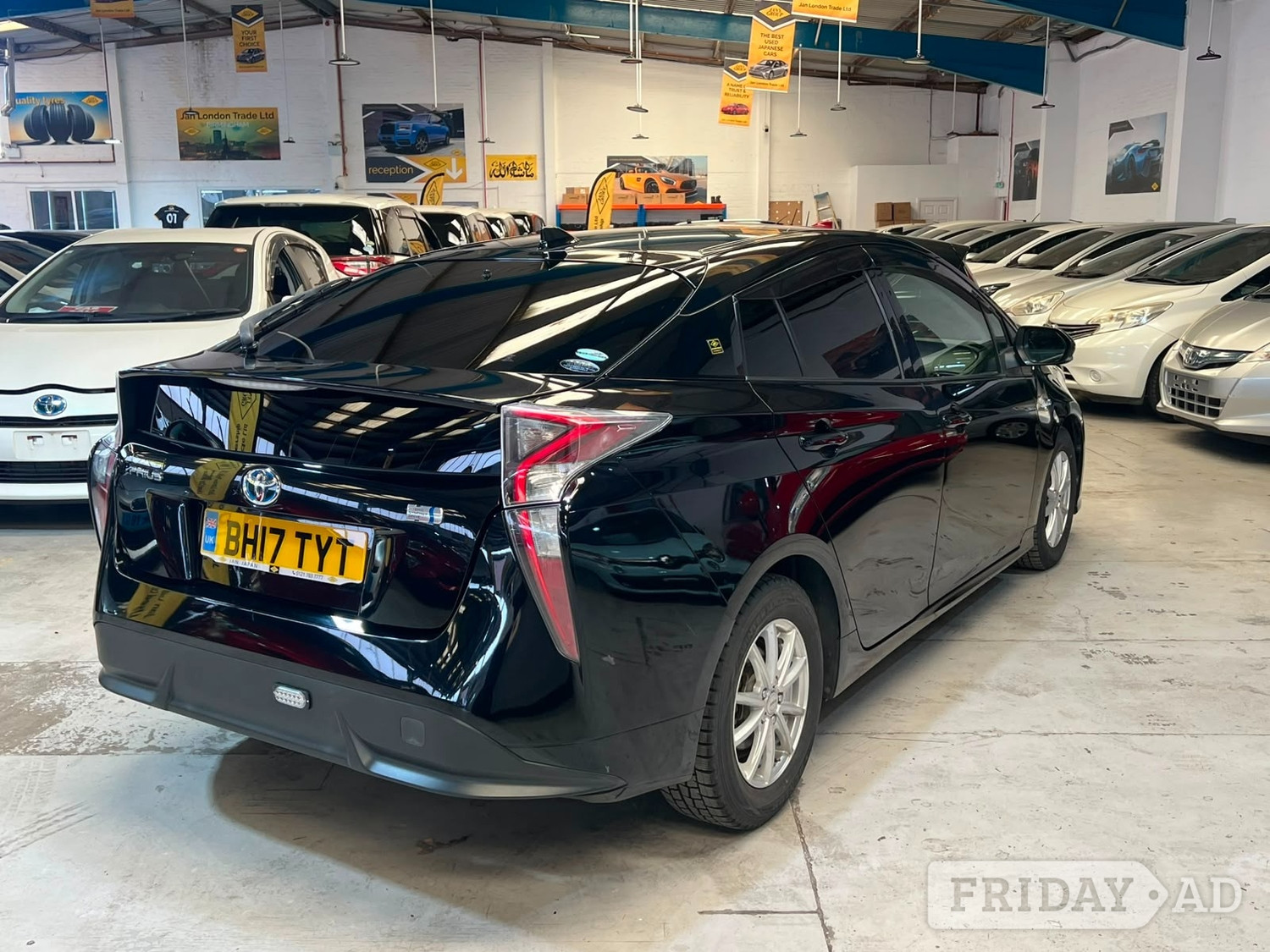 [ berth ]Toyota Prius