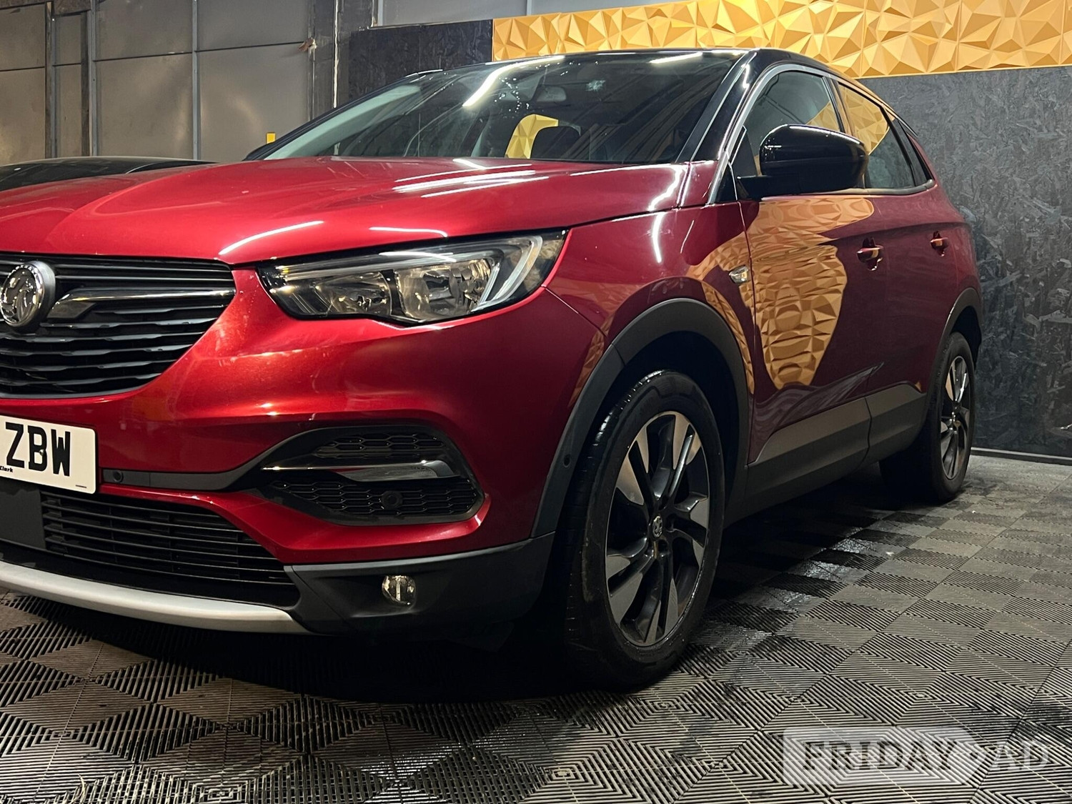 [ berth ]Vauxhall Grandland X